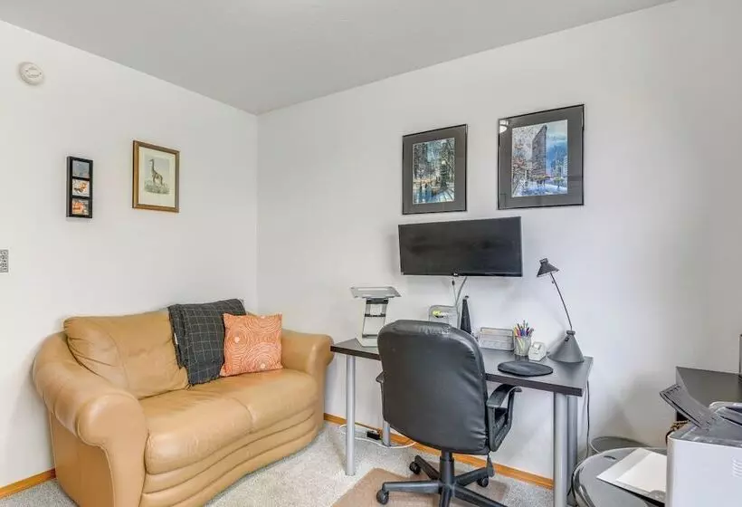 Central Twin Falls Retreat Near Parks & Downtown!
