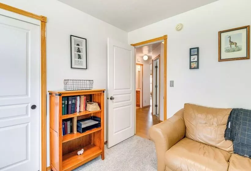 Central Twin Falls Retreat Near Parks & Downtown!