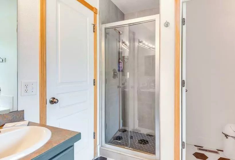 Central Twin Falls Retreat Near Parks & Downtown!