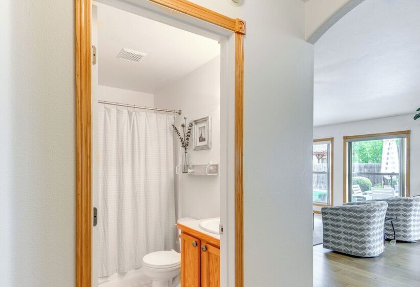 Central Twin Falls Retreat Near Parks & Downtown!