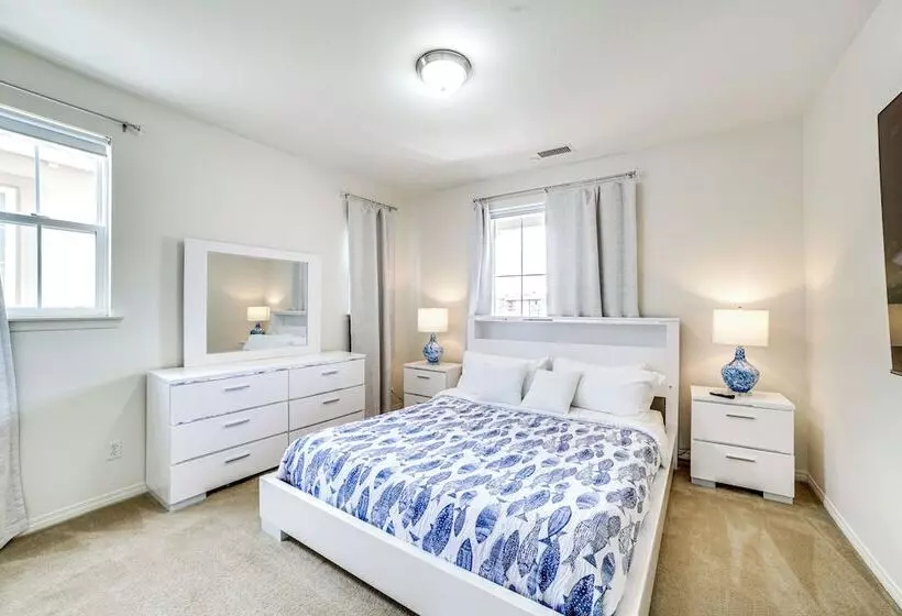 Coastal, Canal Front Oxnard Home ~ 1 Mi To Beach!