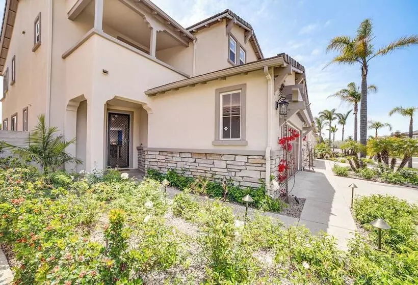 Coastal, Canal Front Oxnard Home ~ 1 Mi To Beach!