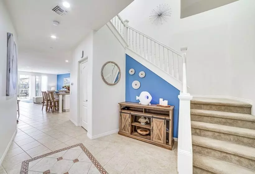 Coastal, Canal Front Oxnard Home ~ 1 Mi To Beach!