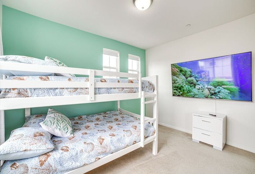 Coastal, Canal Front Oxnard Home ~ 1 Mi To Beach!