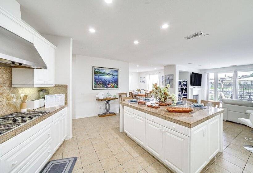 Coastal, Canal Front Oxnard Home ~ 1 Mi To Beach!