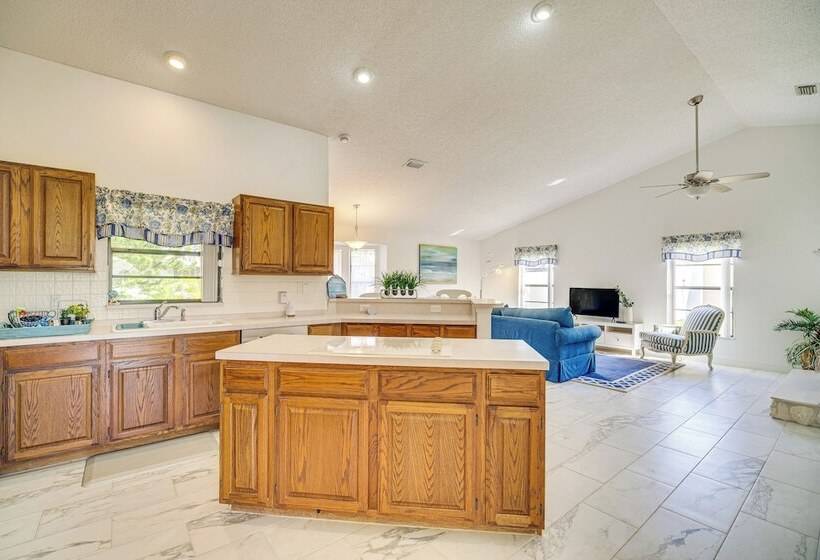 Pet Friendly Sebastian Home, Close To Beaches!