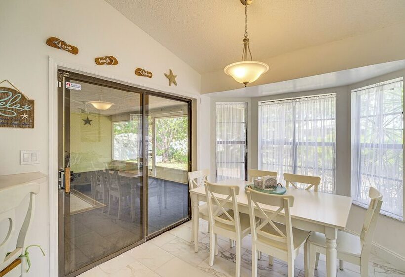 Pet Friendly Sebastian Home, Close To Beaches!