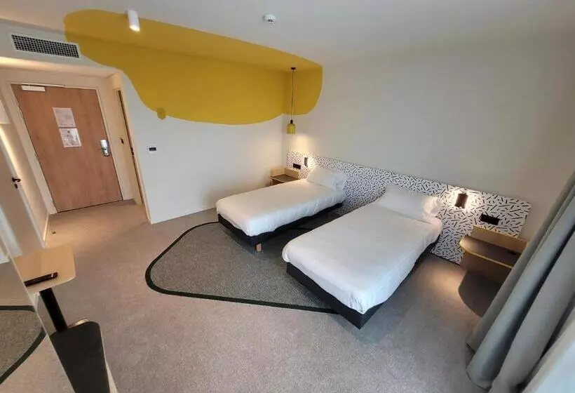 ホテル Hôtel Akena Strasbourg   Hoerdt