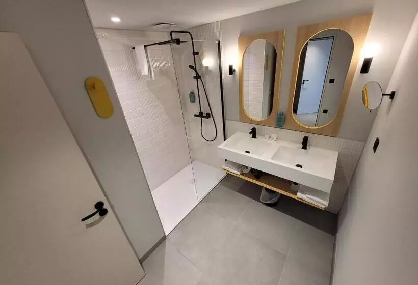 ホテル Hôtel Akena Strasbourg   Hoerdt