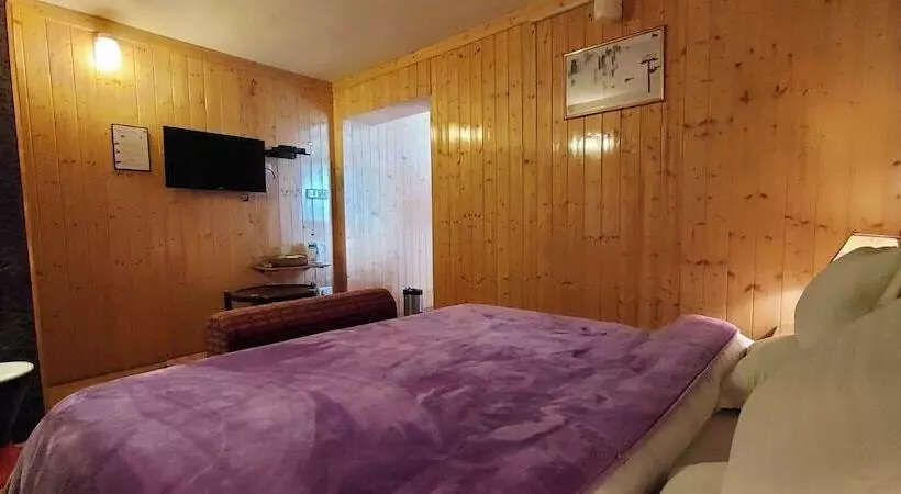ホテル Ikraam Inn