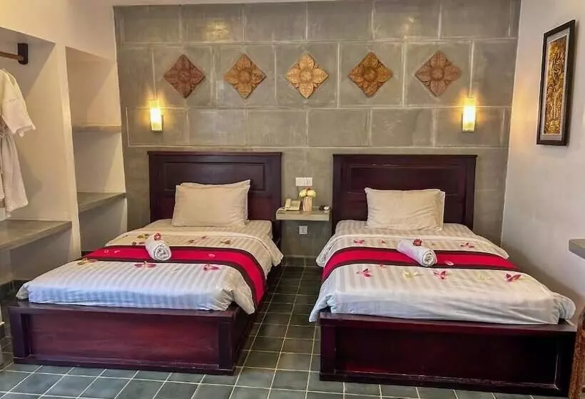 Hotelli The Palmery Boutique & Spa