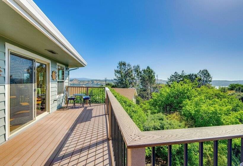 Kelseyville Home W/ Deck & Clear Lake Views!