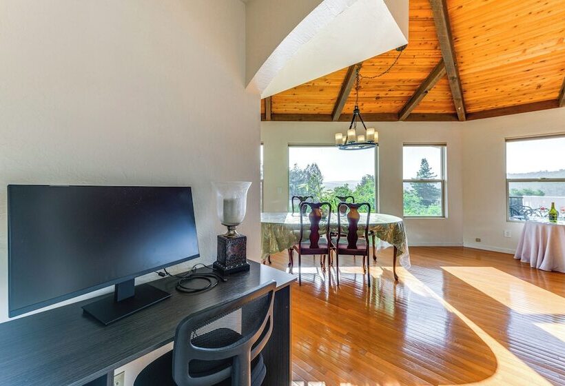 Kelseyville Home W/ Deck & Clear Lake Views!