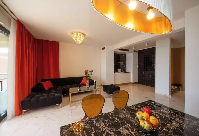 Mediterana Art Deco Resort