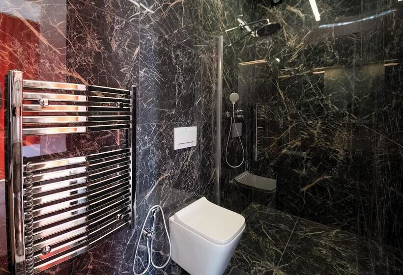 Mediterana Art Deco Resort