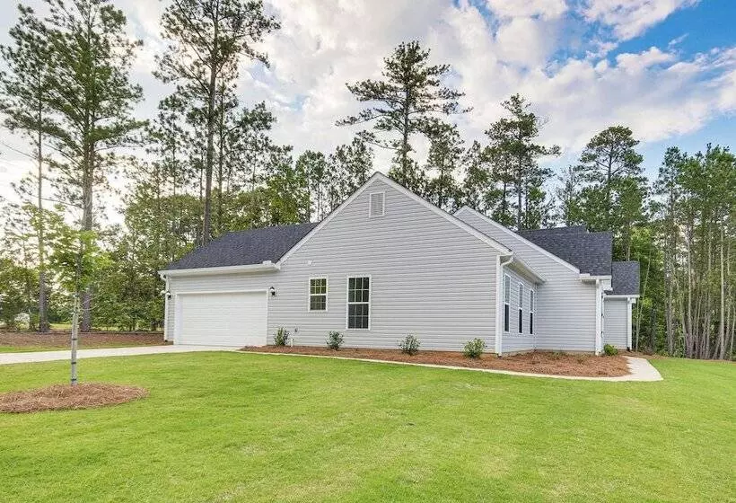 Savannah Lakes Village Home: Golf & Hike!