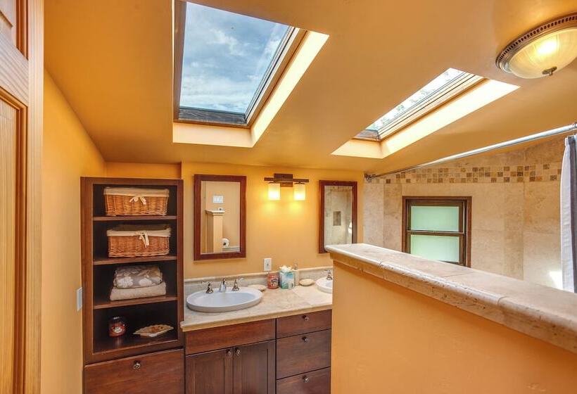 18 Mi To Telluride: Mtn View Home W/ Hot Tub!