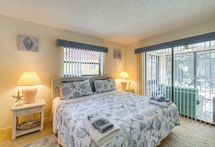 Pet Friendly Port Charlotte Home W/ Pool & Lanai!