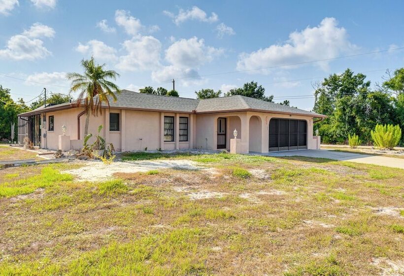 Pet Friendly Port Charlotte Home W/ Pool & Lanai!