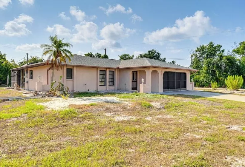 Pet Friendly Port Charlotte Home W/ Pool & Lanai!
