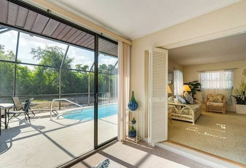 Pet Friendly Port Charlotte Home W/ Pool & Lanai!