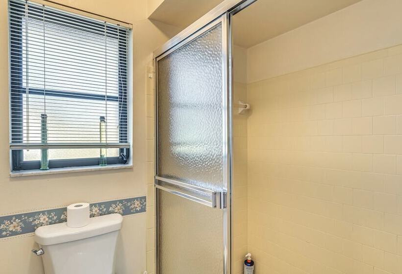 Pet Friendly Port Charlotte Home W/ Pool & Lanai!