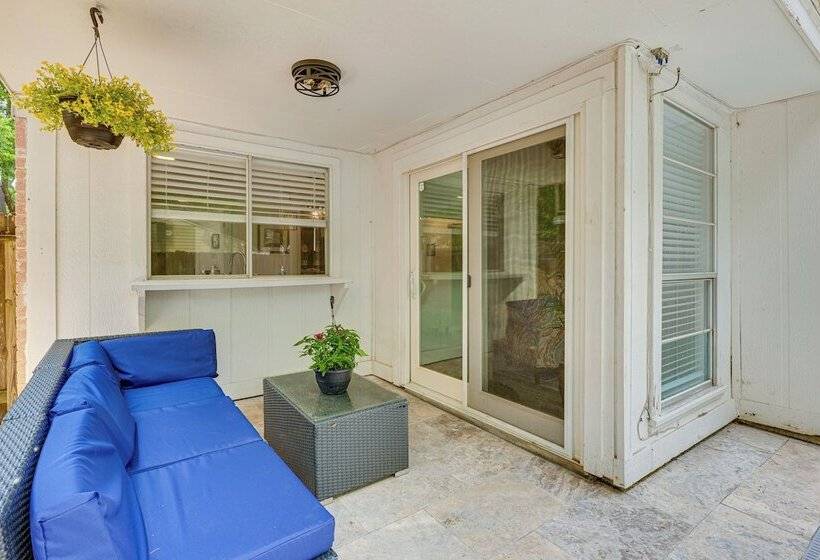 Pet Friendly Spring Home W/ Private Pool & Hot Tub