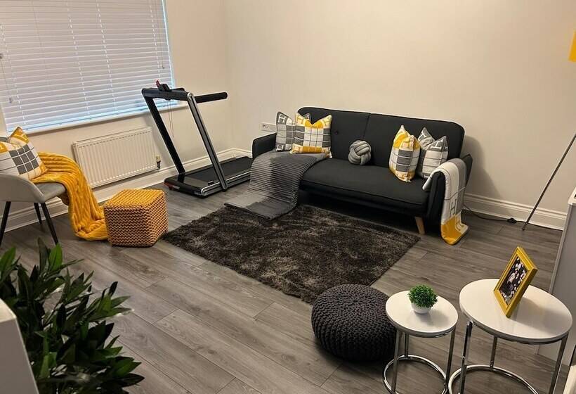 Резиденция Cosy Modern Double Room Fully Equipped