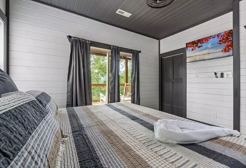 Sweet Escape By Ghosal Luxury Lodging