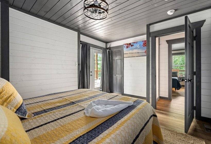 Sweet Escape By Ghosal Luxury Lodging