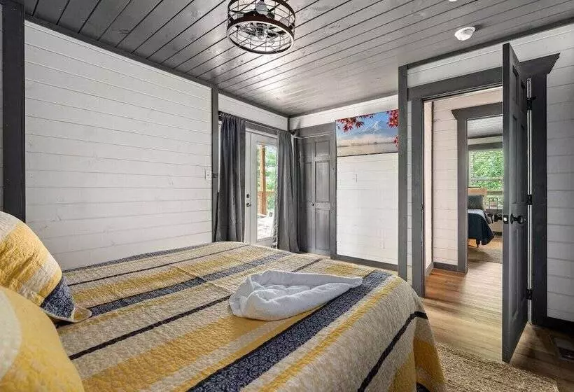 Sweet Escape By Ghosal Luxury Lodging