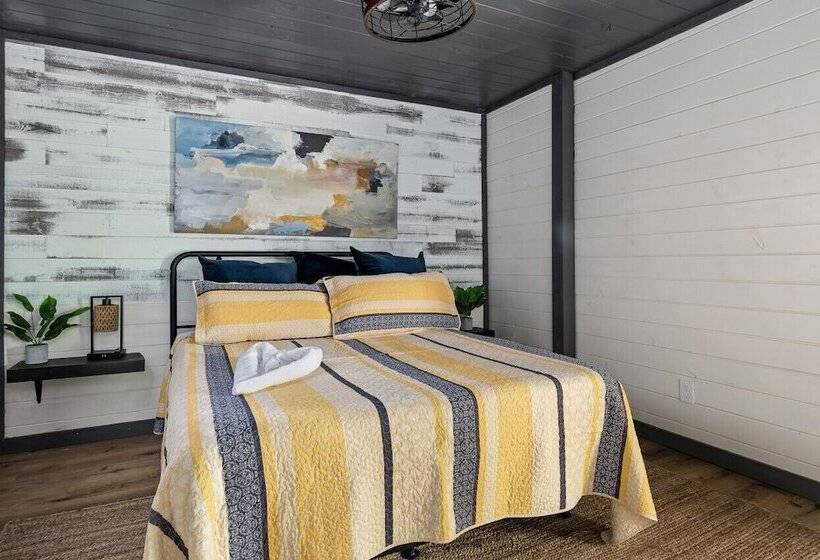 Sweet Escape By Ghosal Luxury Lodging