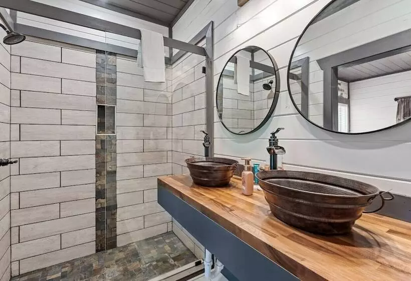 Sweet Escape By Ghosal Luxury Lodging