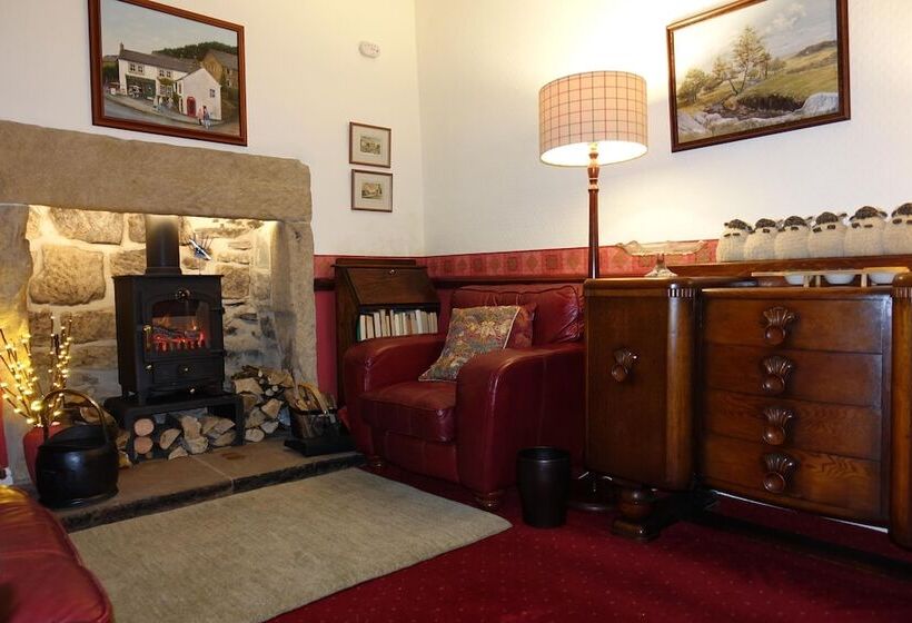 Traditional 2 Bed Cottage In Eyam Hope Valley