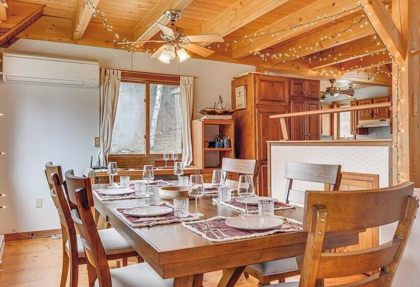 Cozy Home On 10 Acres: Yellowstone In Vermont