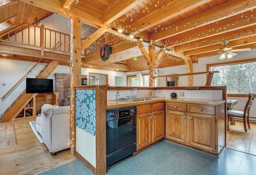 Cozy Home On 10 Acres: Yellowstone In Vermont