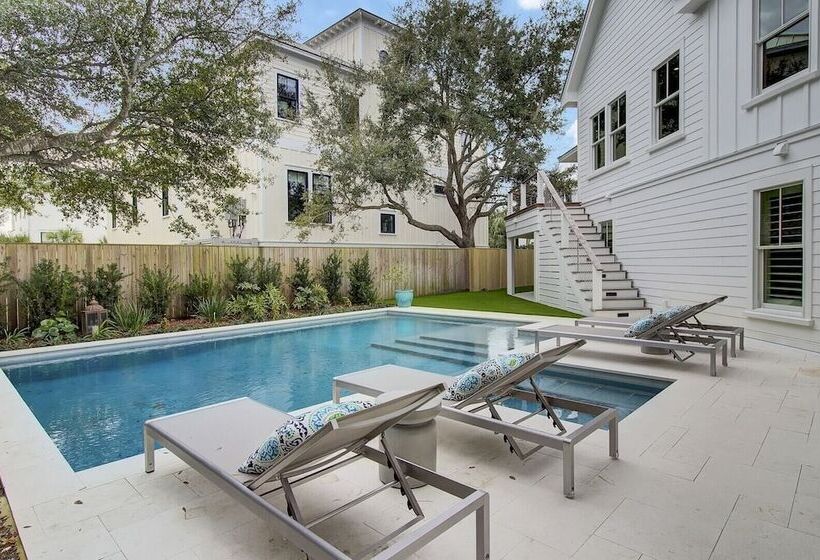 6 36th Avenue By Avantstay Stunning Private Pool