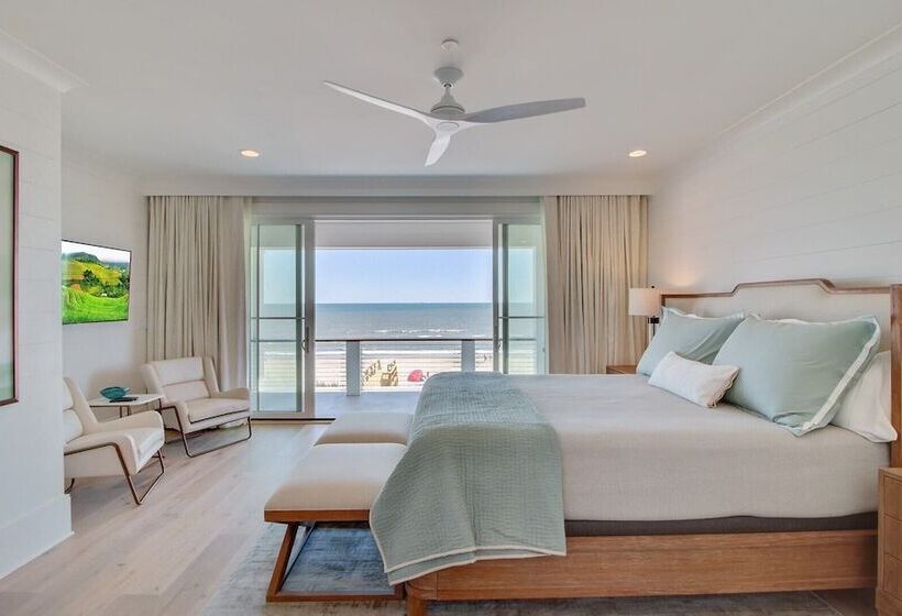 710 Ocean Boulevard Avantstay Oceanfront, Private Pool + Rooftop Deck