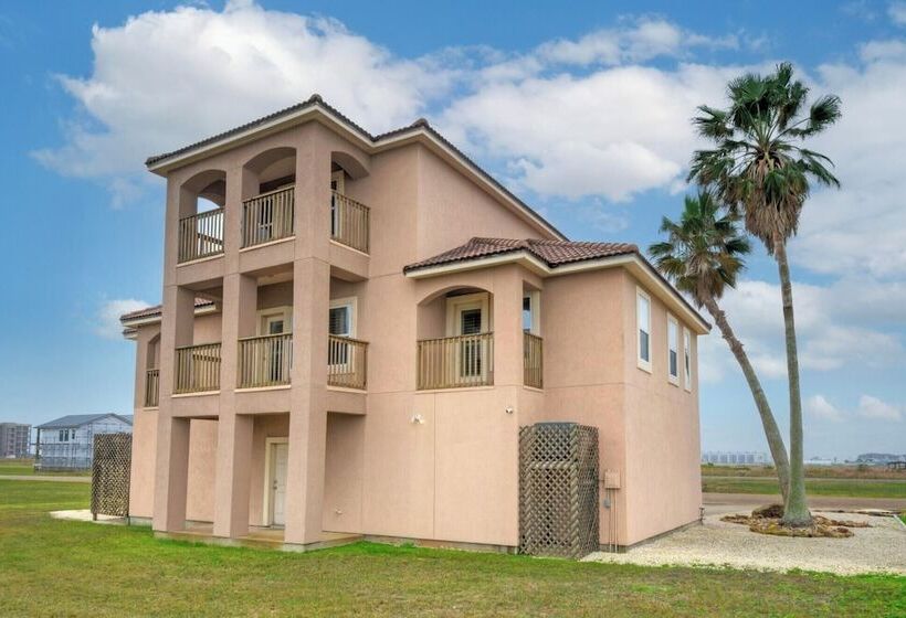 Walk To The Beach Avantstay Golf Cart Brdwalk