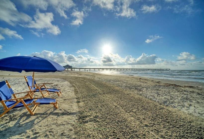 Walk To The Beach Avantstay Golf Cart Brdwalk