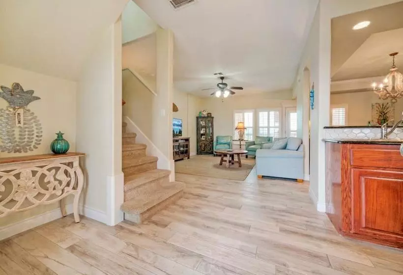 Walk To The Beach Avantstay Golf Cart Brdwalk