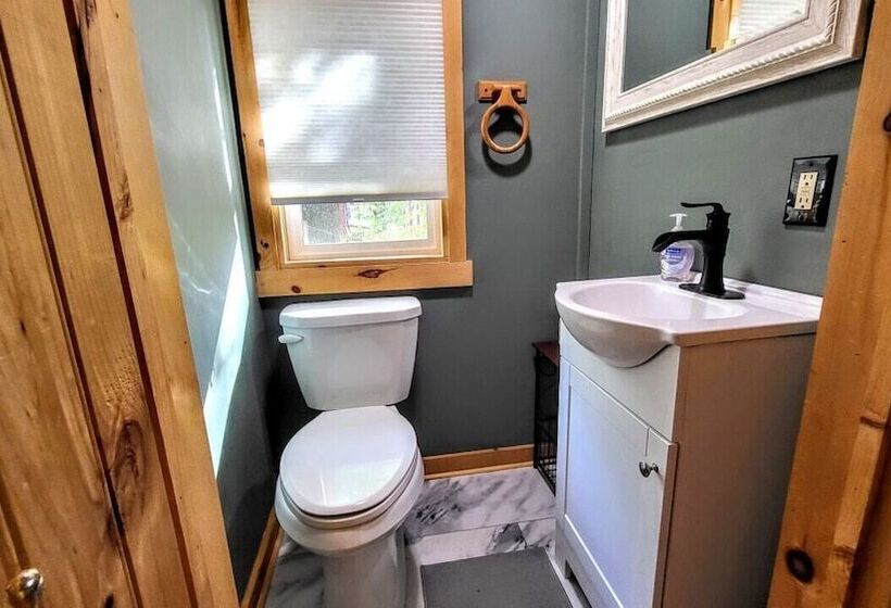 Arrowhead Lake Retreat By Avantstay Shared Pool, Game Room, Firepit