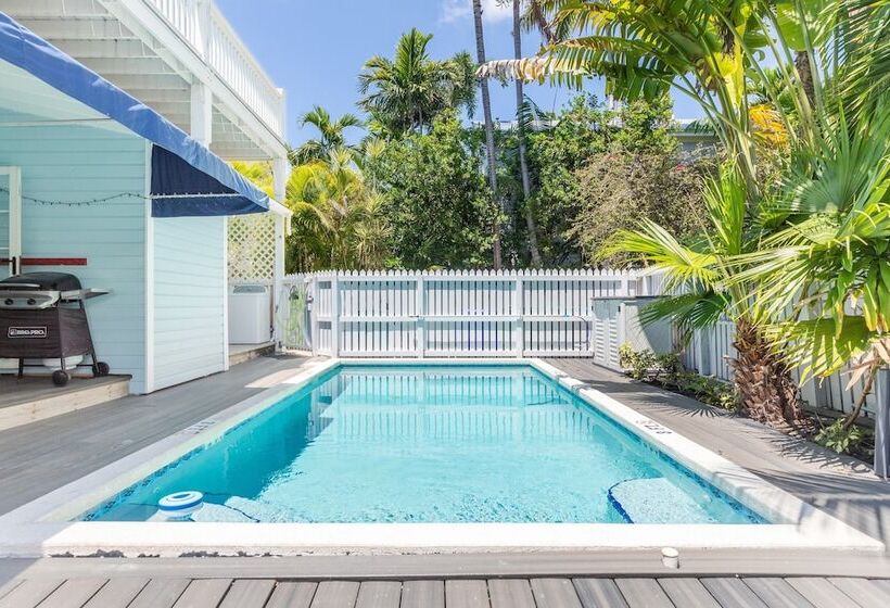 Blue Heron By Avantstay Pool & Bbq In Key West