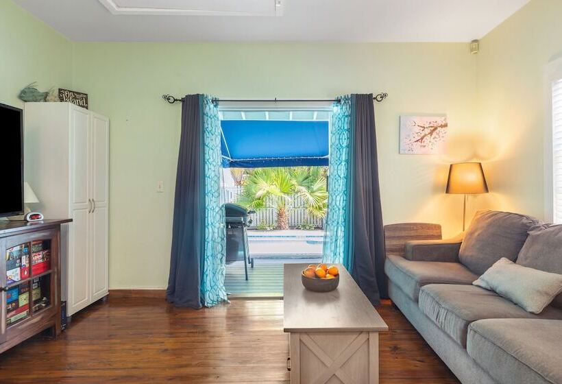 Blue Heron By Avantstay Pool & Bbq In Key West