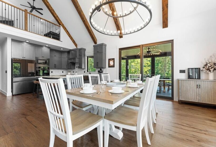 Blue Heron & Gray Fox By Avantstay 2 Lakefront Homes, Sleeps 44 Pool, Dock, Theater