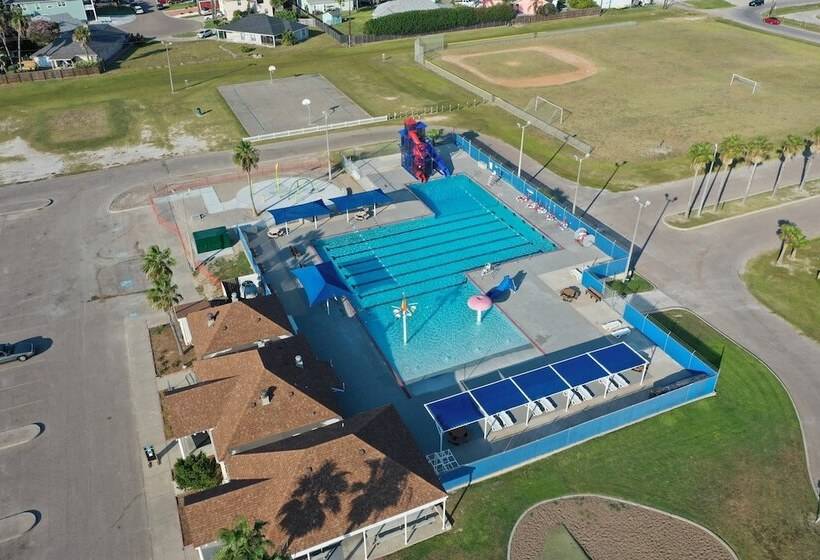 Blue Water Bliss By Avantstay Boardwalk & Views