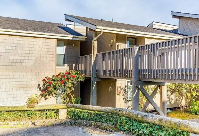 Coastal Chic Beach Condo By Avantstay Balcony