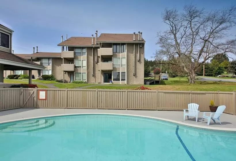 Coastal Chic Beach Condo By Avantstay Balcony