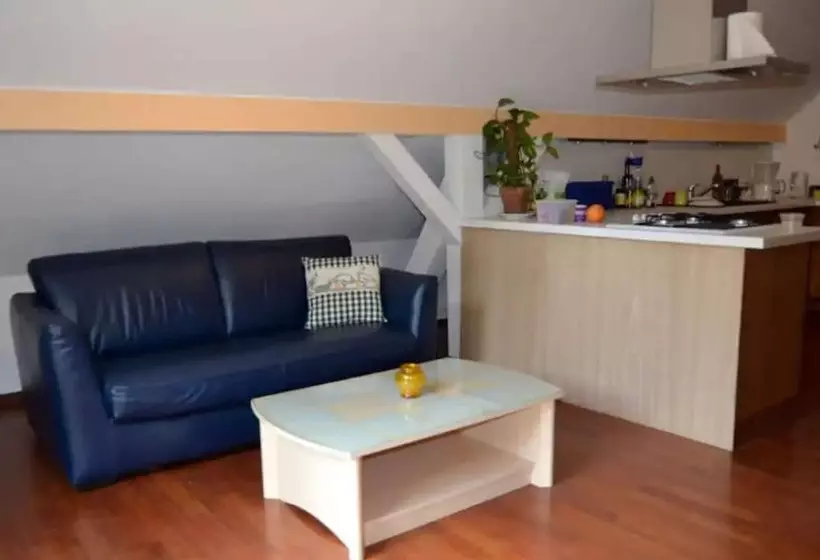 Gite Gretel, In A Green Setting By A Stream