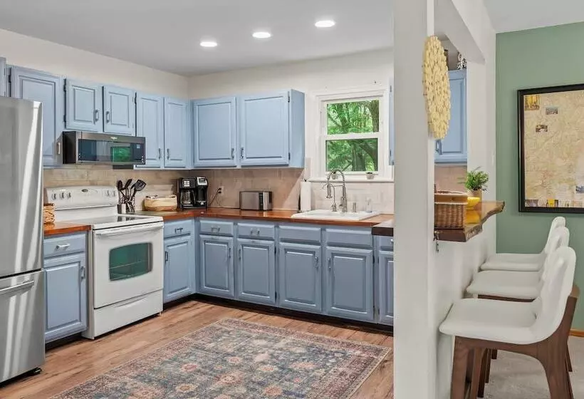 Hidden Bear By Avantstay A+ Central Location